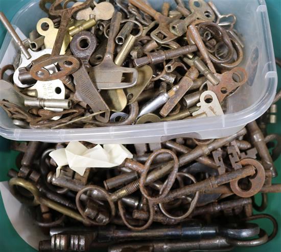 A large quantity of assorted keys, antique and later